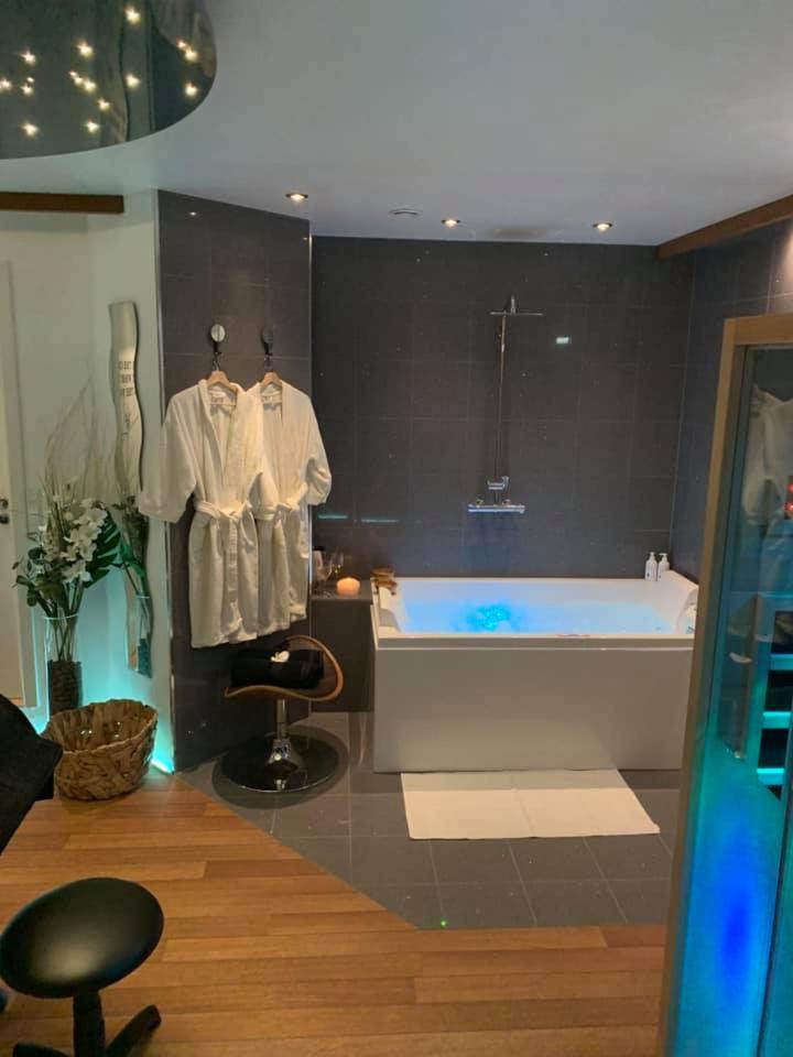 Hundige Barneys Rooms מראה חיצוני תמונה